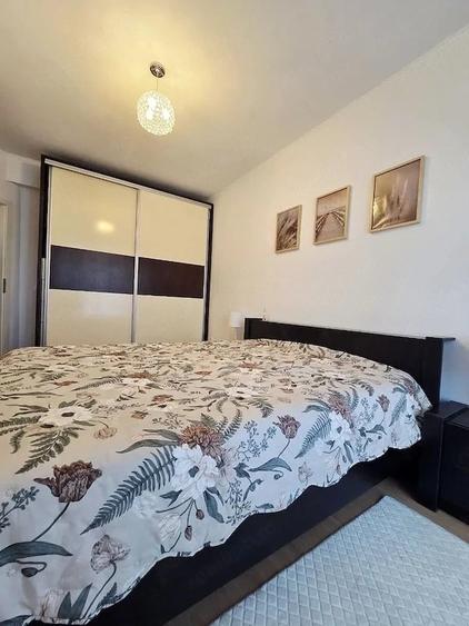 Apartament cu 2 camere decomandat în Avantgarden