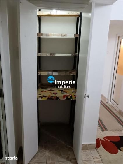 Apartament cu 3 camere decomandat în Gară