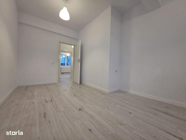 Casă cu 4 camere în Dobroești