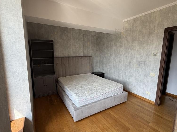 Apartament cu 3 camere decomandat, mobilat în Herăstrău