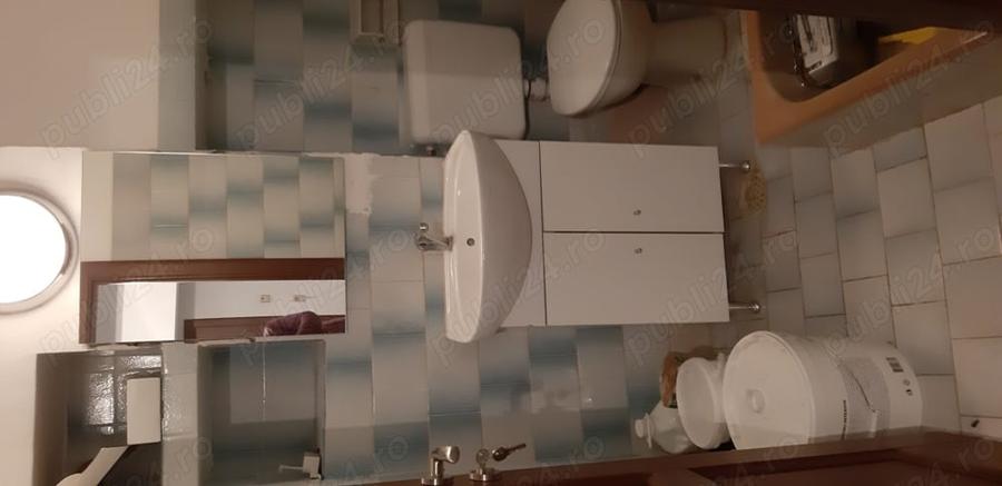 Apartament cu 4 camere decomandat în Griviței