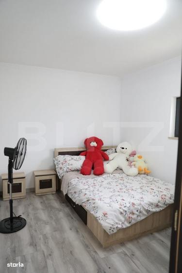 Casă cu 4 camere în Unirea
