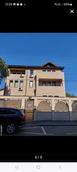 Casă cu 4 camere în Berceni
