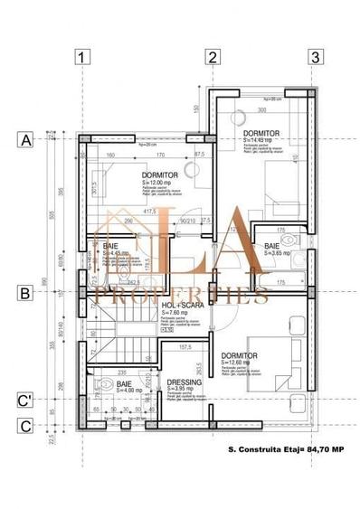 Casă cu 5 camere cu Teren 243 Mp în Central