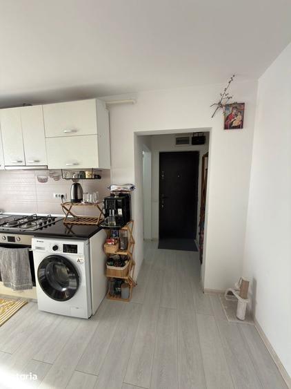 Apartament cu 2 camere decomandat în Precista