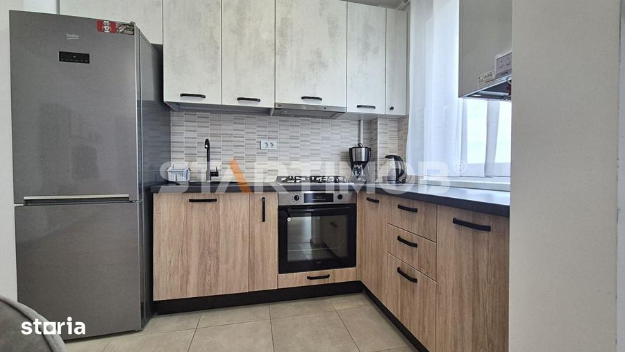 Apartament cu 2 camere semidecomandat în Tractorul