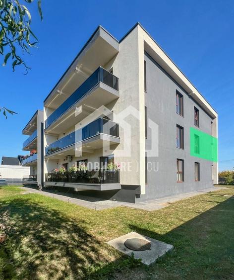 Apartament cu 3 camere semidecomandat în Jucu de Mijloc