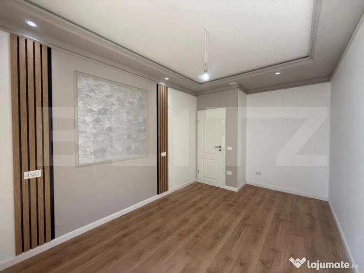 Apartament cu 3 camere semidecomandat în Torontalului
