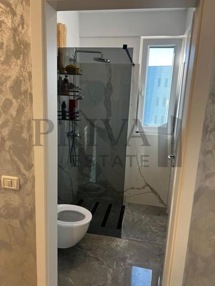 Apartament cu 3 camere decomandat, mobilat în Aradului