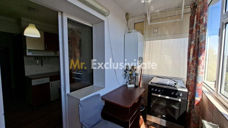 Apartament cu 3 camere decomandat, mobilat în Exercițiu