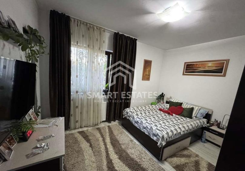 Casă individuală cu 5 camere cu Teren 370 Mp în Titan