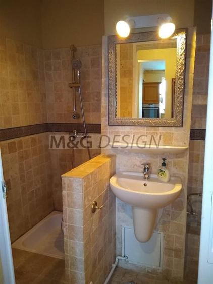 Apartament cu 2 camere decomandat în Medicină