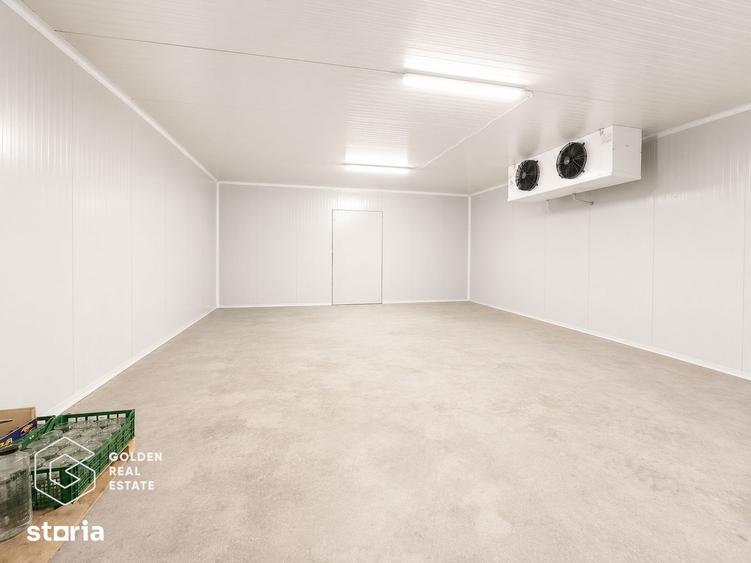 Spațiu comercial, de 920 mp, în Freidorf
