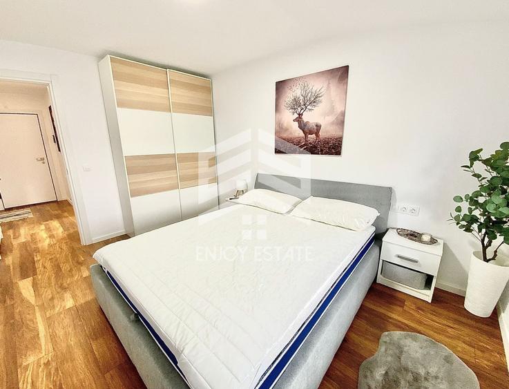 Apartament cu 3 camere decomandat, mobilat în Tractorul