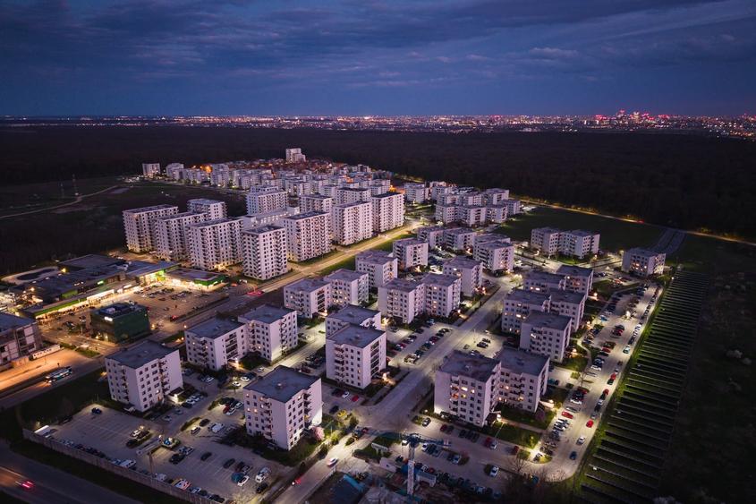 Apartament cu 3 camere decomandat în Nord