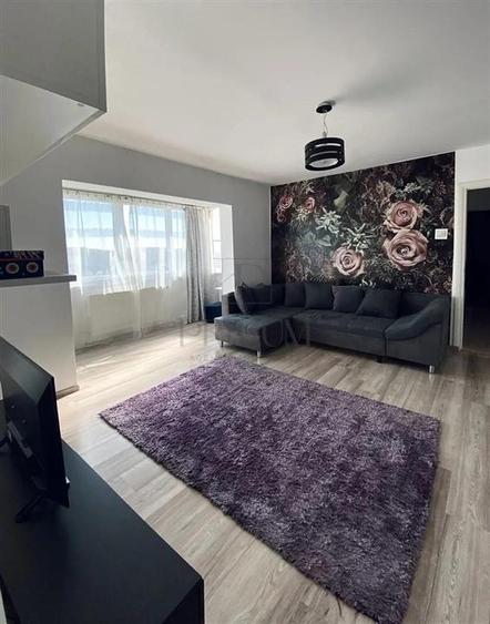 Apartament cu 2 camere semidecomandat, mobilat în Lipovei