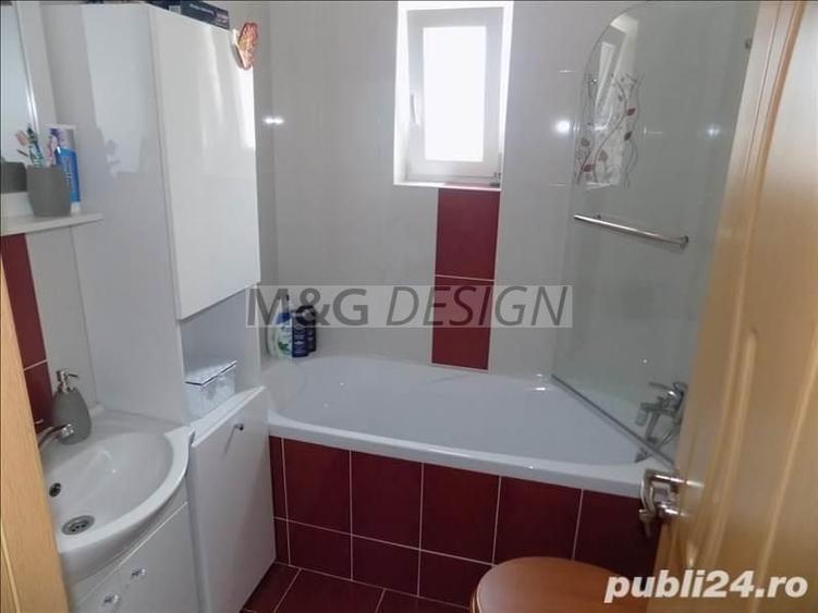 Apartament cu 3 camere decomandat în Dumbrăvița