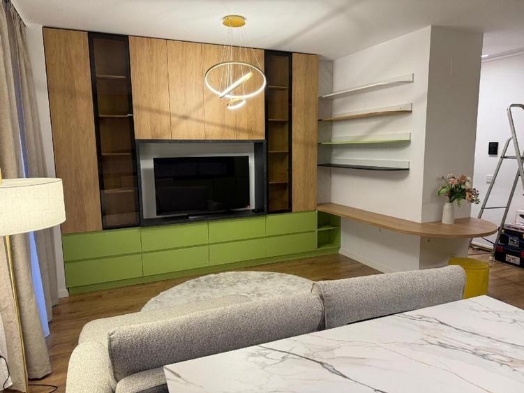 Apartament cu 2 camere semidecomandat, mobilat în Aviației