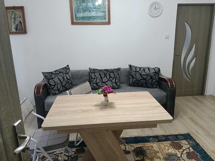 Inchiriez apartament cu 2 camere - 4