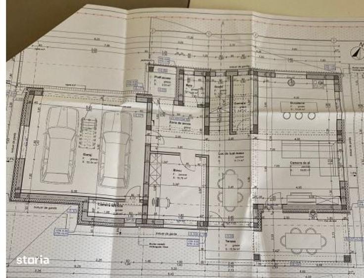 Casă cu 4 camere în Dezmir