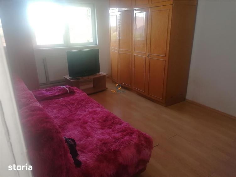 Apartament cu 3 camere decomandat în Lipovei — fotografia 2