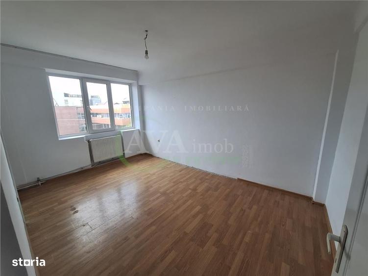 Apartament 2 camere decomandat zona Central - 4