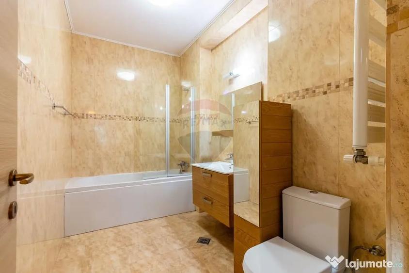 Apartament cu 4 camere decomandat în Nordului