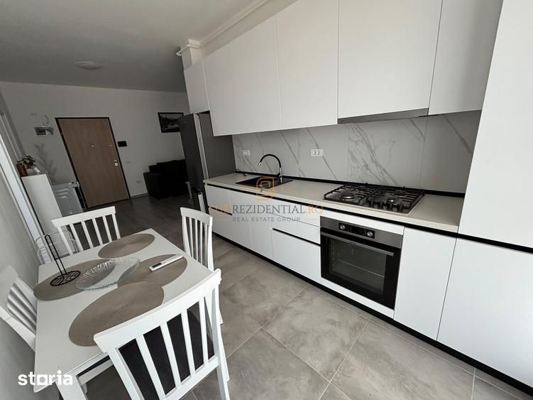Apartament cu 3 camere, mobilat în Central