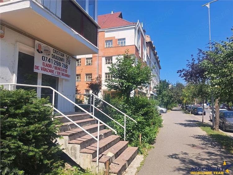 Apartament cu 2 camere decomandat în Lenin