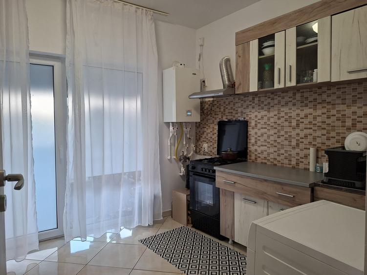 Casă individuală cu 3 camere cu Canalizare în Cornetu