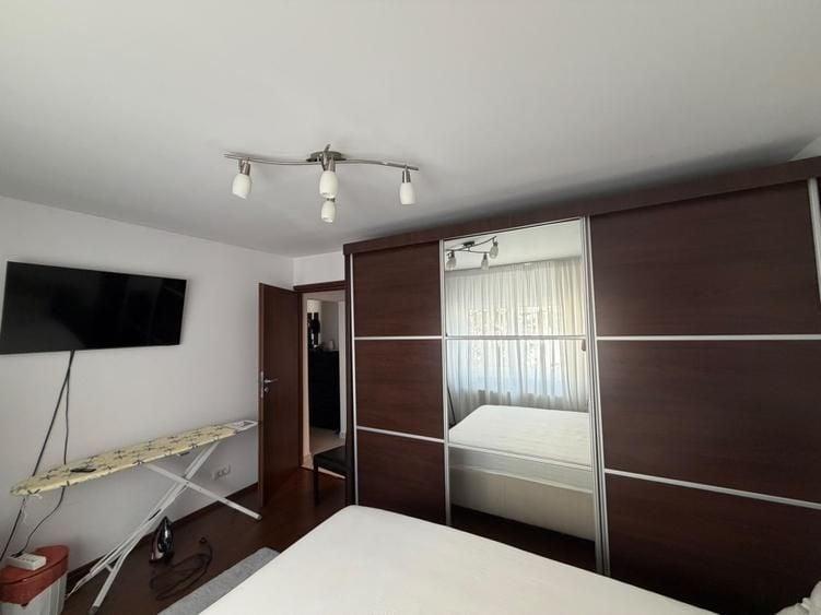 Apartament cu 2 camere decomandat, mobilat în Nerva Traian
