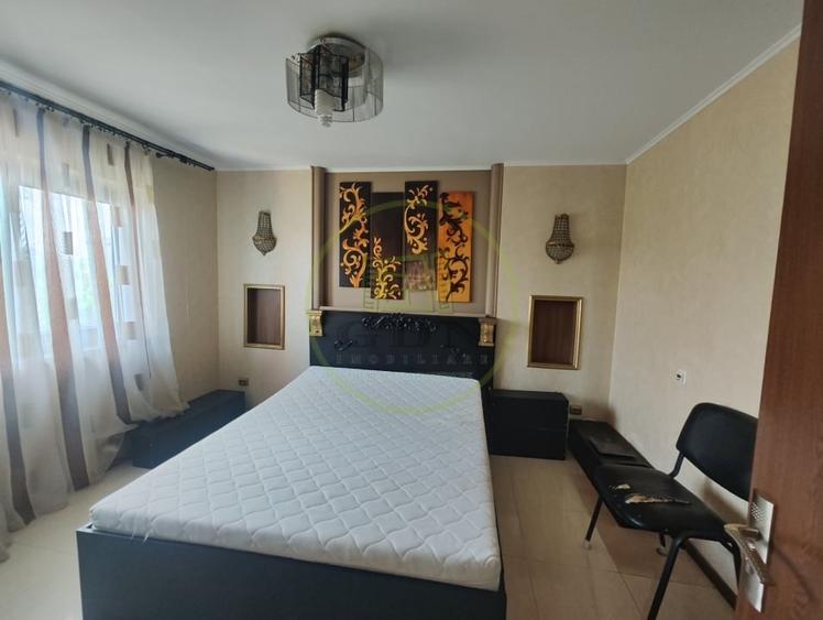 Casă individuală cu 5 camere cu Teren 661 Mp în Ghercești