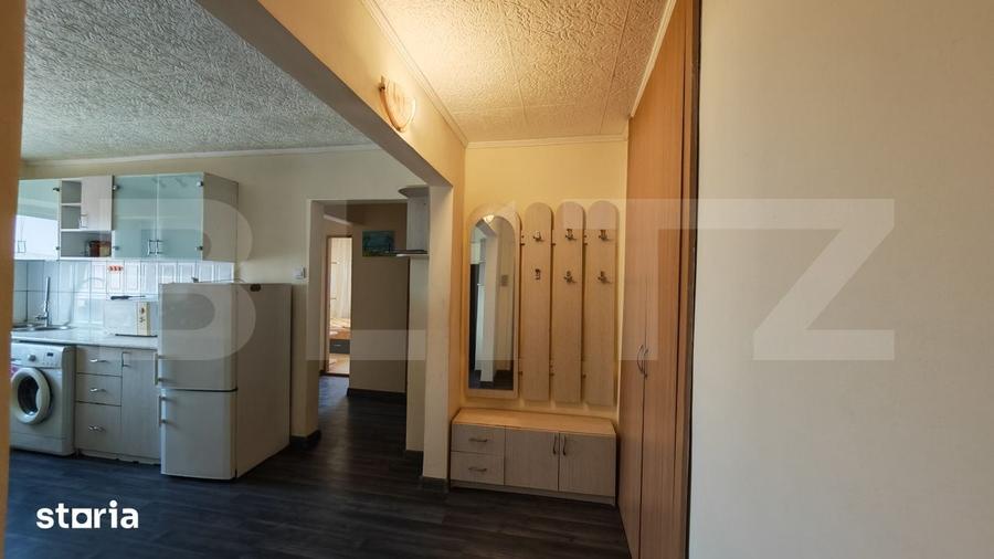 Apartament cu 3 camere decomandat în Nufărul