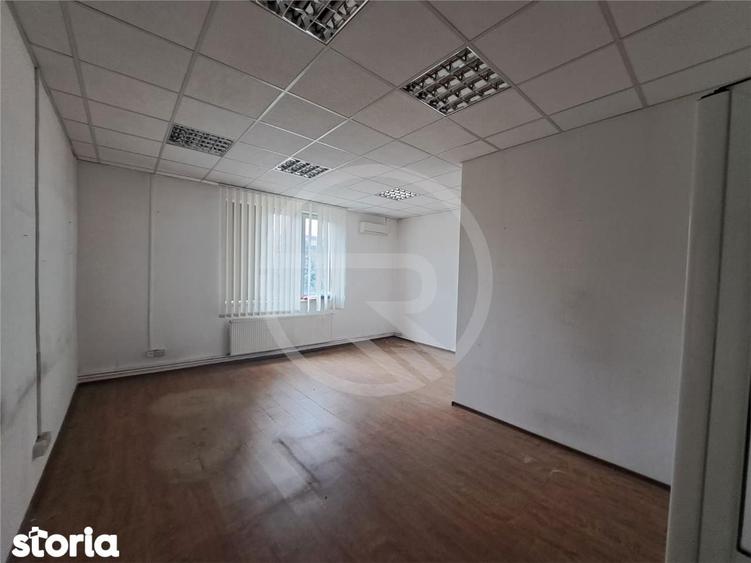 Spațiu comercial, de 1,500 mp, în Gruia