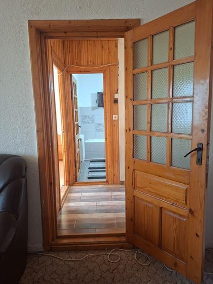 Apartament cu 2 camere semidecomandat în Vernești