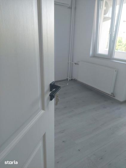 Apartament cu 2 camere semidecomandat în Rogerius