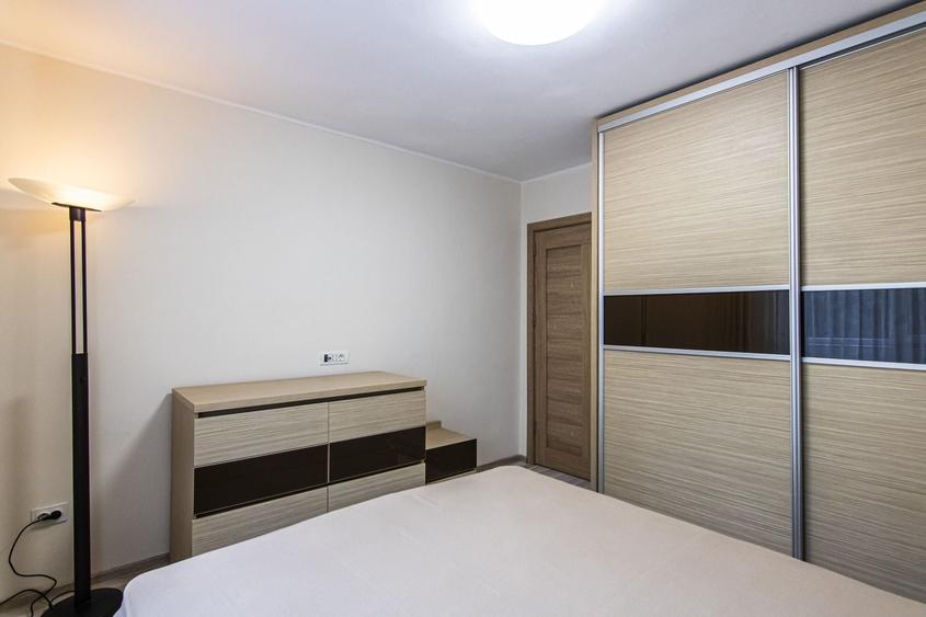 Apartament cu 2 camere decomandat, mobilat în Drumul Taberei