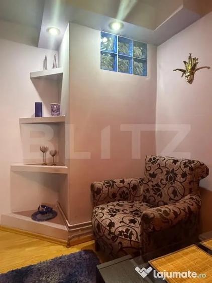 Apartament cu 3 camere semidecomandat în Democrației