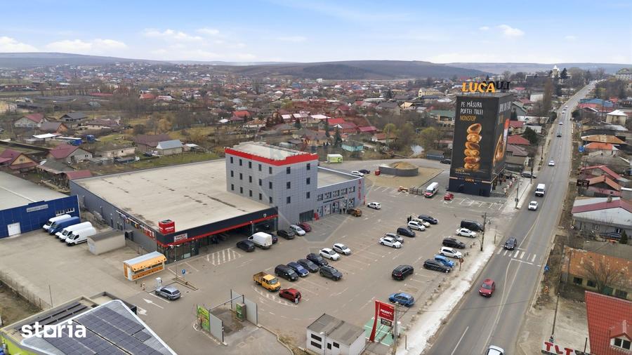 Spațiu comercial, de 3,595 mp, în Central