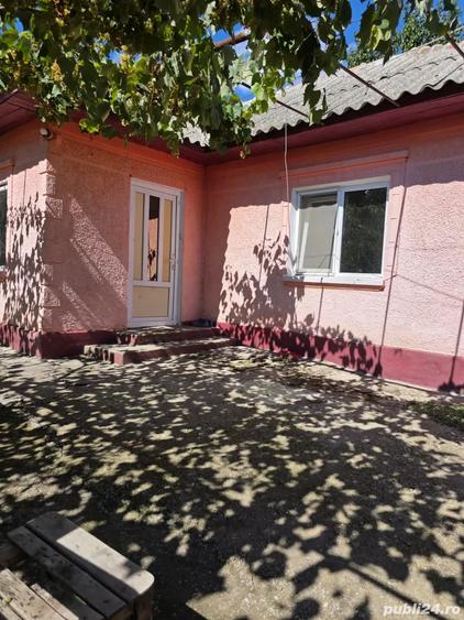 Casă cu 3 camere în 23 August
