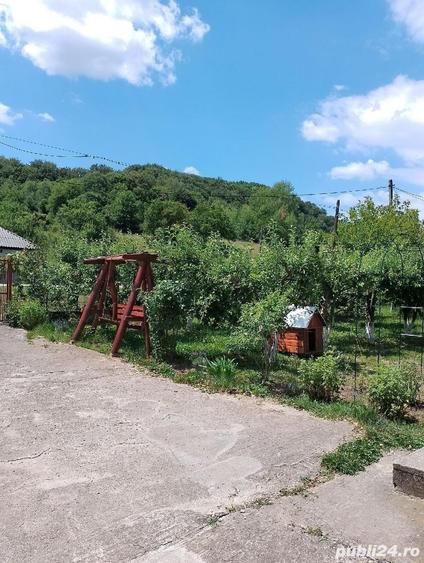 Casă cu 4 camere cu Teren 1000 Mp în Vulcan