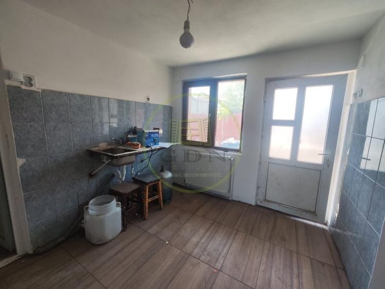 Casă individuală cu 3 camere cu Canalizare în Brestei