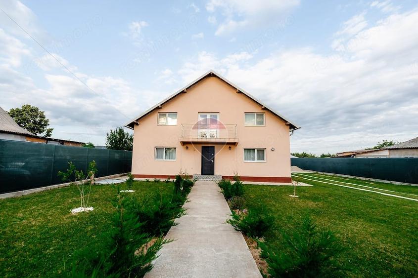 Casă cu Teren 1800 Mp în Udeni-Zăvoi