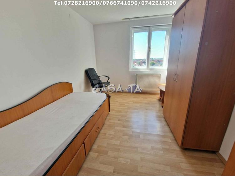 Apartament cu 3 camere decomandat în 1 Mai