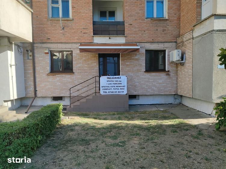 Spațiu comercial, de 100 mp, în Calea București