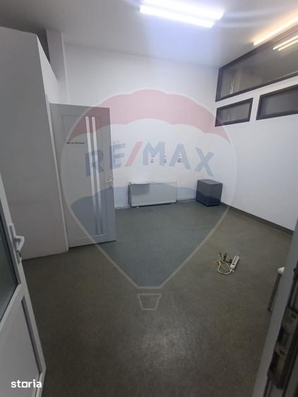 Spațiu comercial, de 81 mp, în Calea București