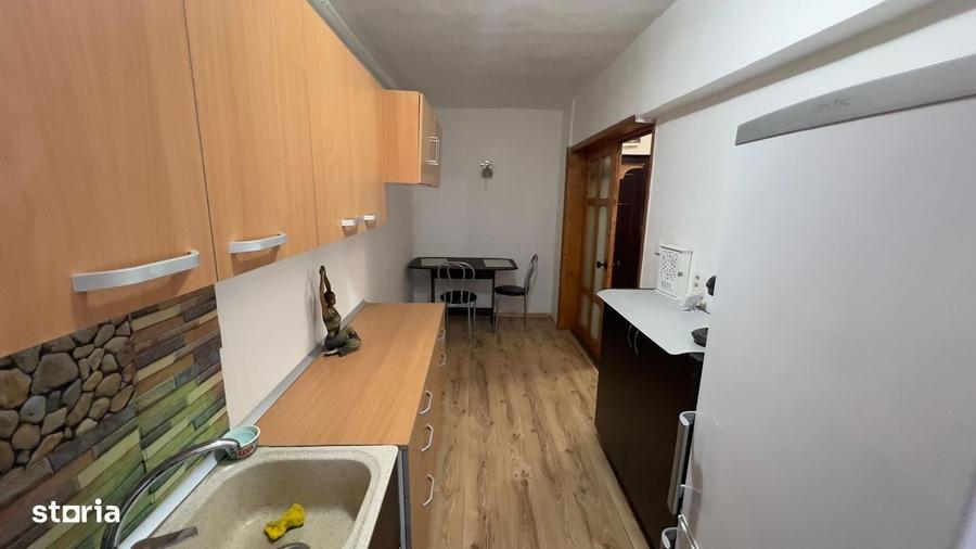 Apartament cu 2 camere decomandat în Florești