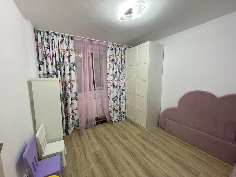 Apartament cu 3 camere decomandat în Brâncoveanu