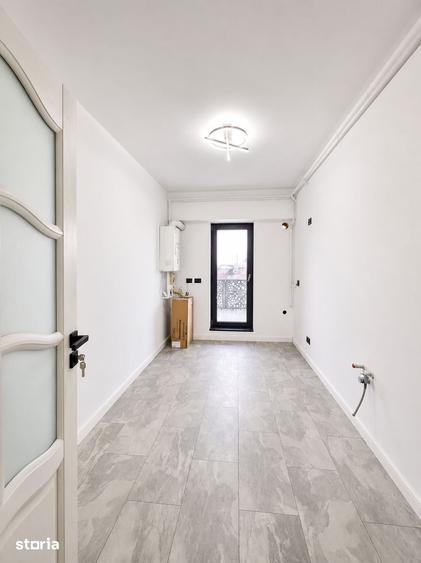 Apartament cu 2 camere decomandat în Titan