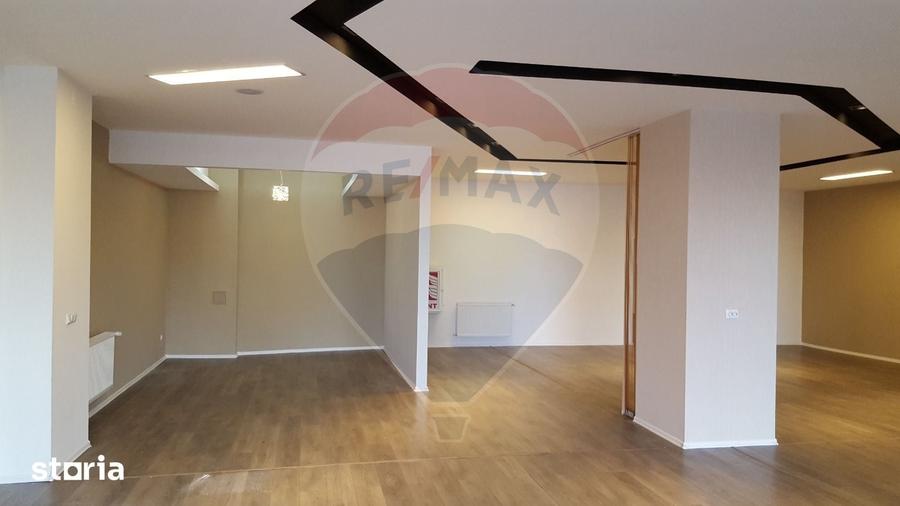 Spațiu comercial, de 904.23 mp, în Zorilor